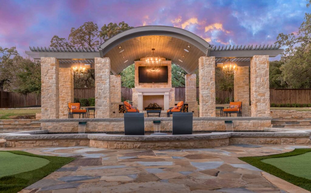 Freestanding Outdoor Living Area in Keller