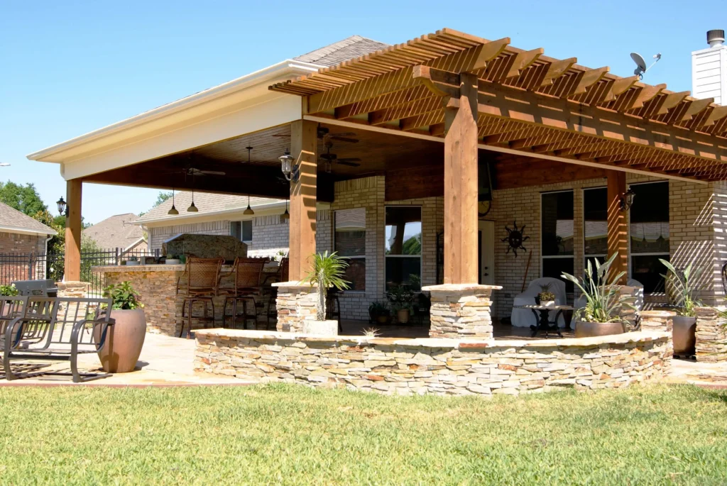 Heritage Grand Outdoor Living Room